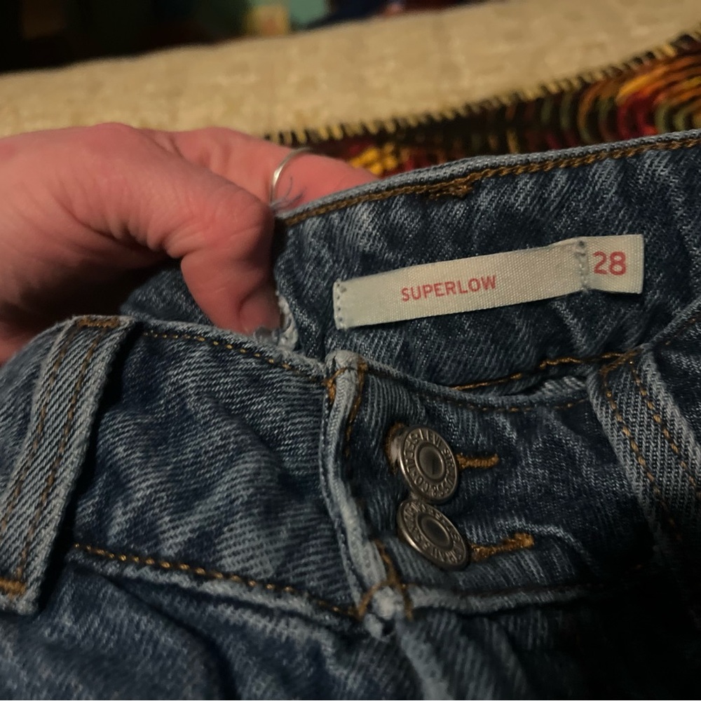 Levi's Superlow size 28